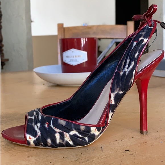 Guess open toe sandal heels - Picture 3 of 7